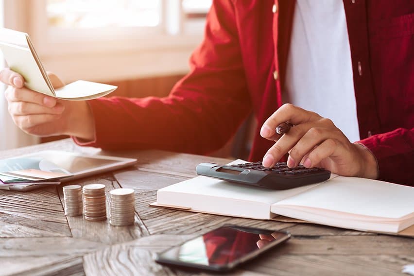 What Is Credit Note & When Should a Business Use Them? image