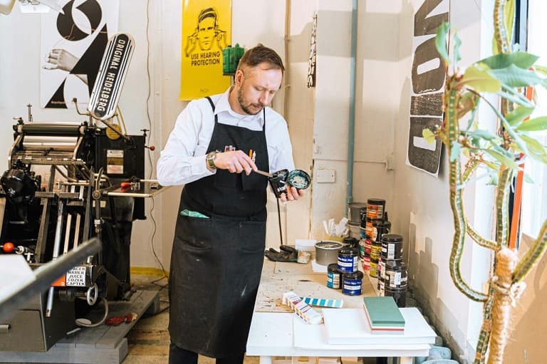 How Much Cash Can You Deposit? image