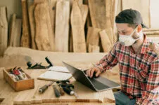 Need Help Finding an Accountant for a Small Business? Here's Everything You Need to Know cover image