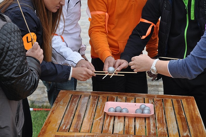 17 Team Building Activities & Games Your Team Will Love